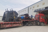 1000*700液壓對輥制砂機，1210反擊破發往四川
